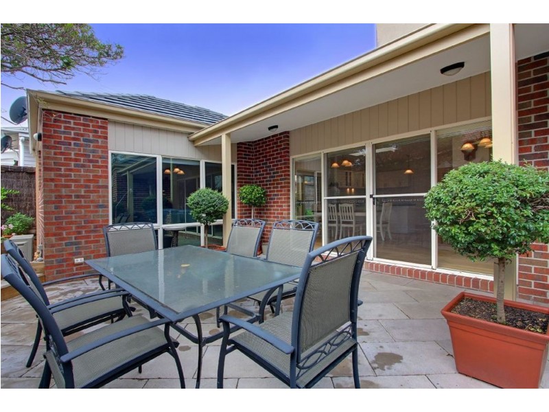 15 Northcote Terrace, Mornington VIC 3931