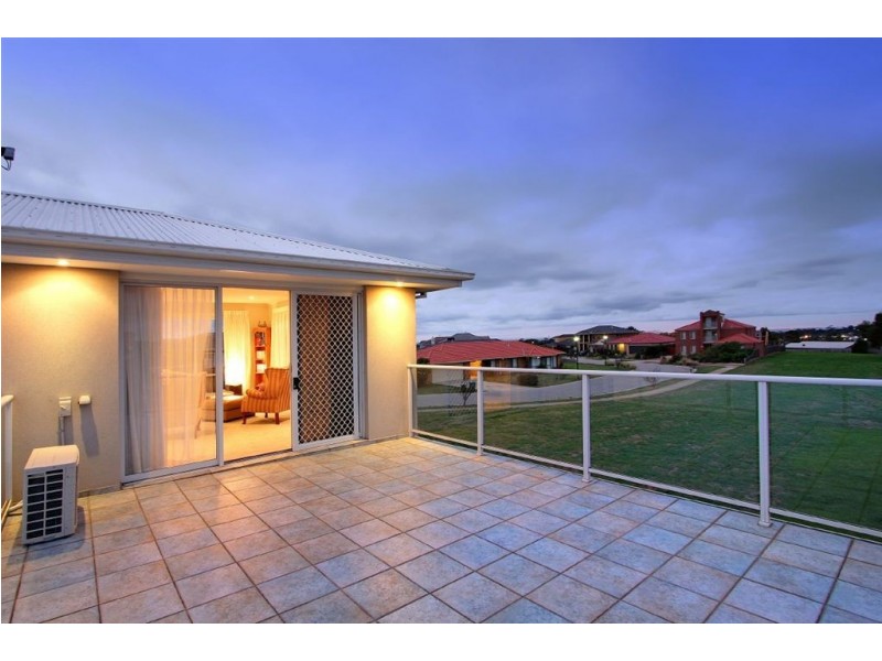 12 Port Phillip Drive, Mornington VIC 3931