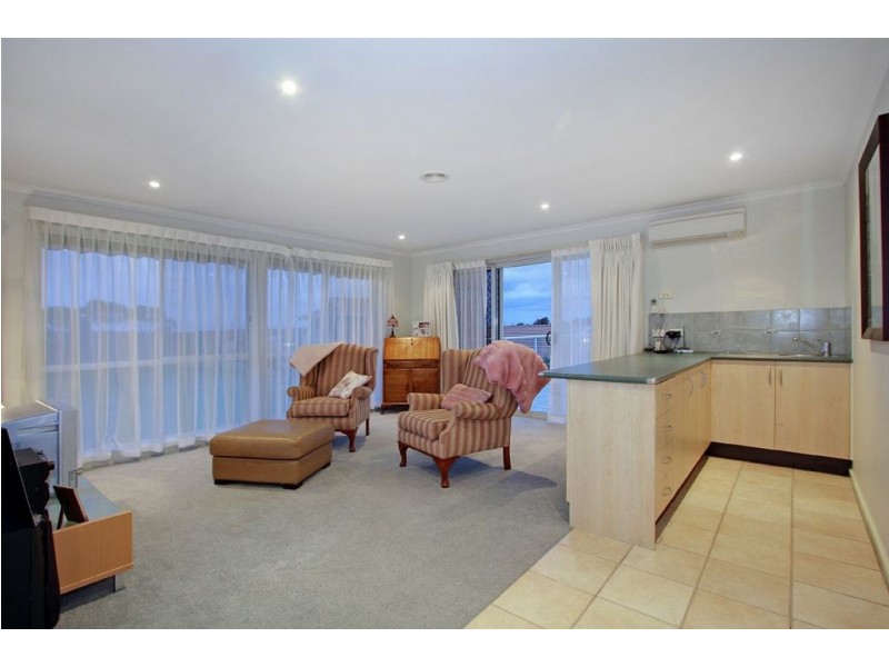 12 Port Phillip Drive, Mornington VIC 3931