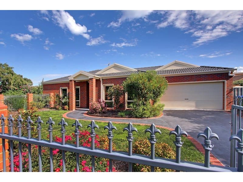 1/100 Beleura Hill Road, Mornington VIC 3931