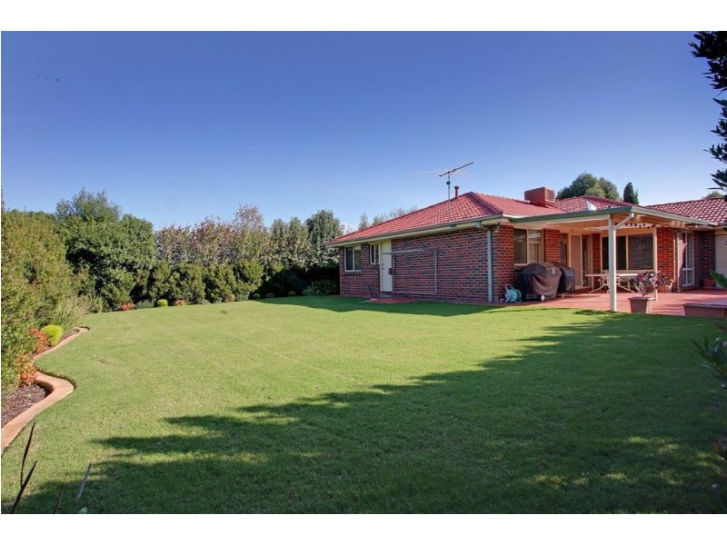 12 Beal Place, Mornington VIC 3931