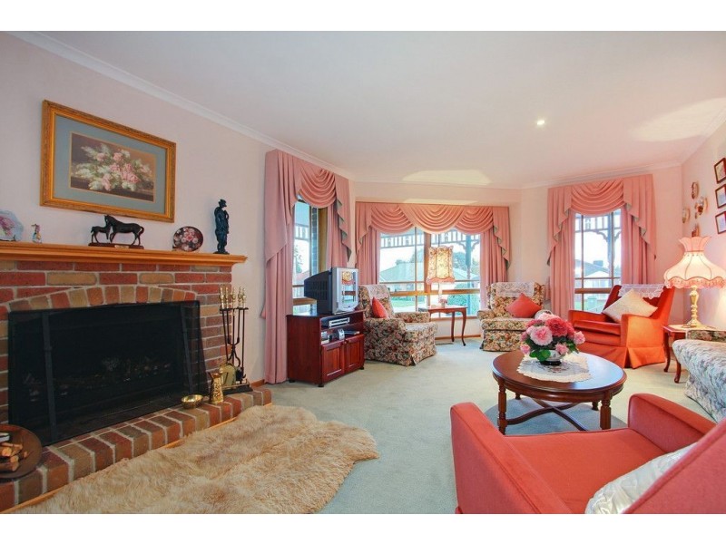 25 Parkside Crescent, Mornington VIC 3931