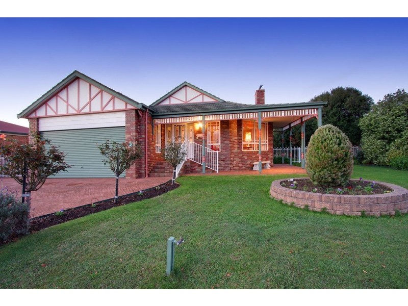 25 Parkside Crescent, Mornington VIC 3931