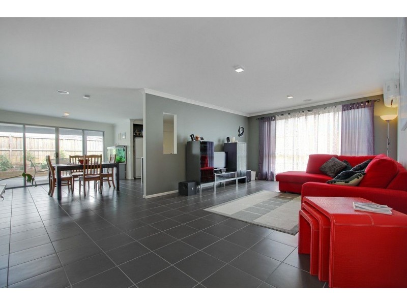 7 Vine Street, Mount Martha VIC 3934