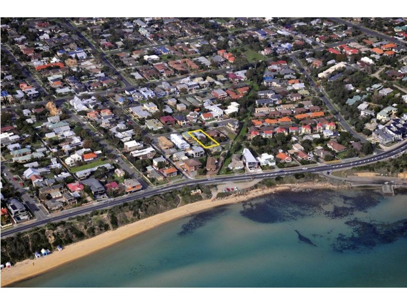 8 Yacht Court, Mornington VIC 3931