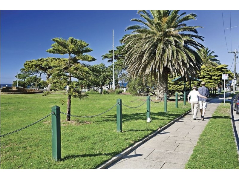 9/17-31 Tanti Avenue, Mornington VIC 3931