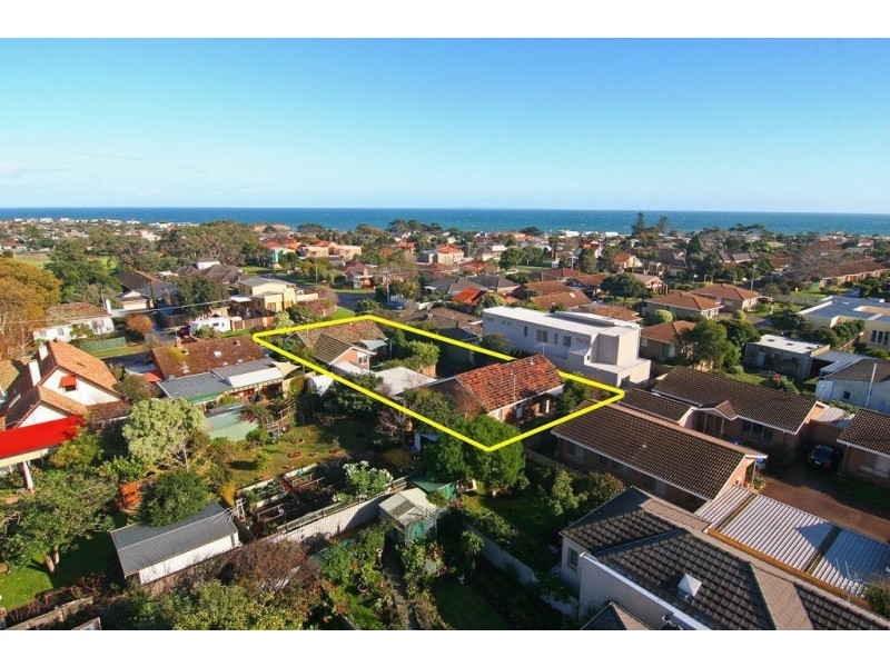 2/3 Turnbull Street, Mornington VIC 3931