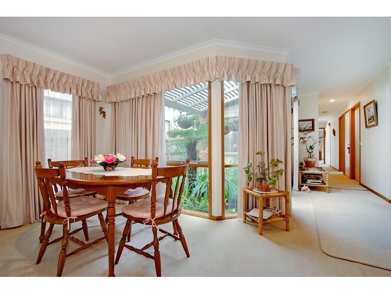 7 Pender Avenue, Mornington VIC 3931