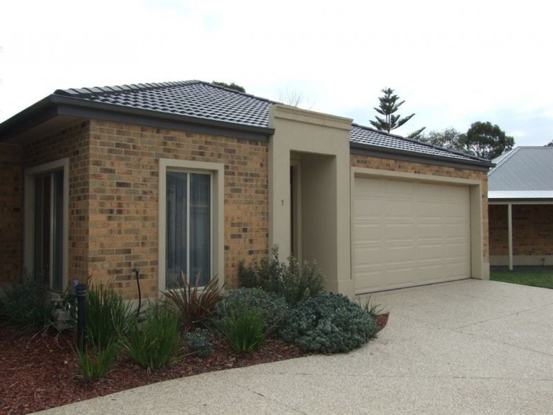 1/105 Bentons Road, Mornington VIC 3931