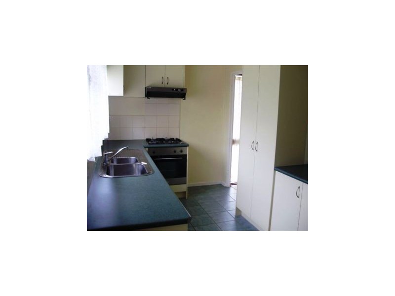 18 Hardy Street, Mornington VIC 3931