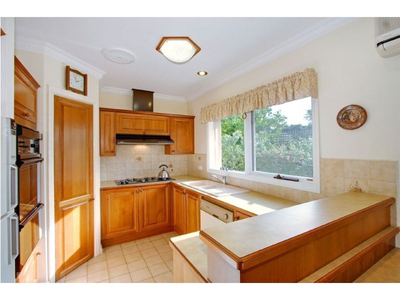 3/52 Beleura Hill Road, Mornington VIC 3931