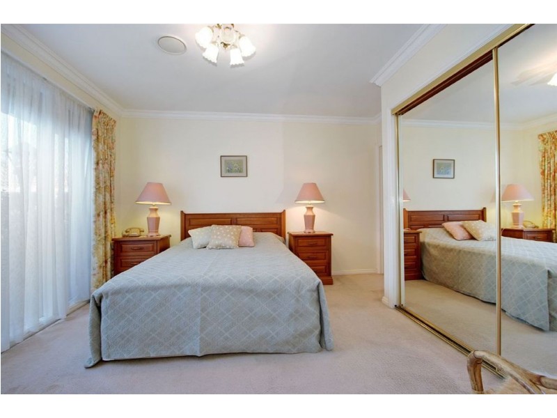 3/52 Beleura Hill Road, Mornington VIC 3931