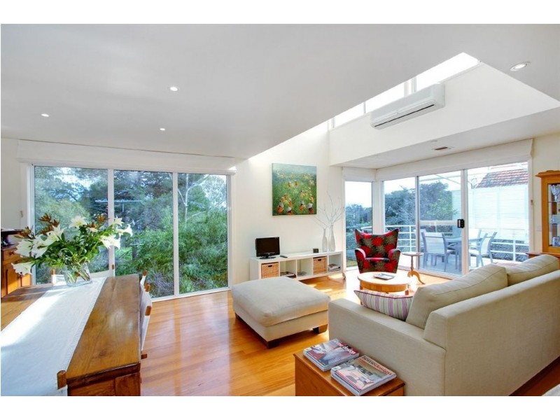 12 Caldwell Street, Mornington VIC 3931