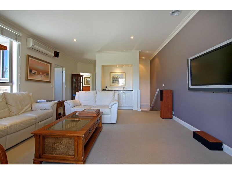 2/3 King Street, Mornington VIC 3931