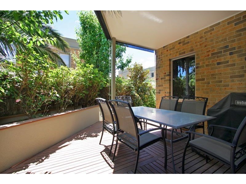 2/3 King Street, Mornington VIC 3931