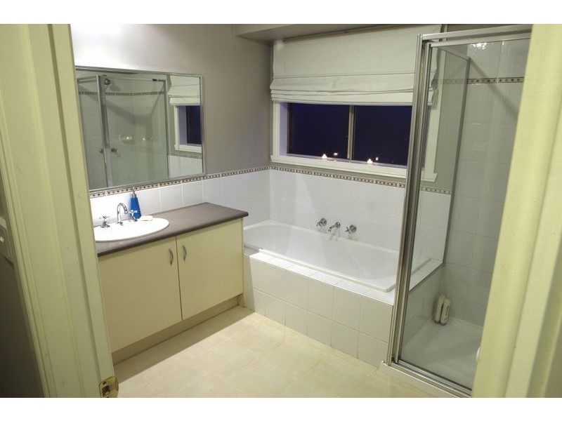 48 Noah Close, Mornington VIC 3931