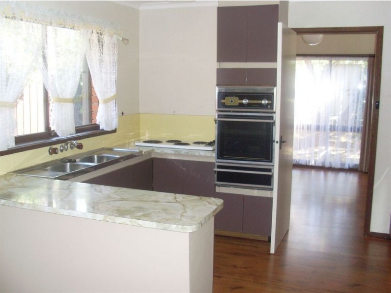 1/21 Van Nes Ave, Mornington VIC 3931