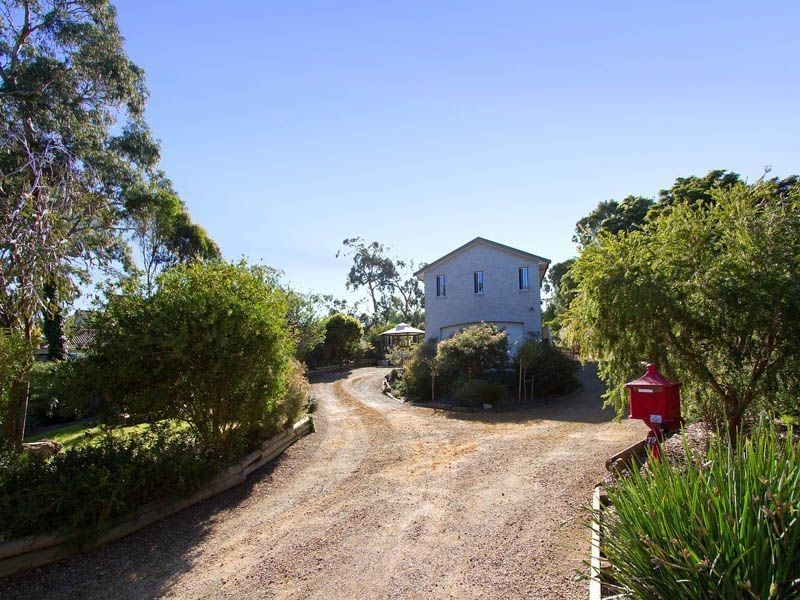 79 Autumn Crescent, Mount Eliza VIC 3930