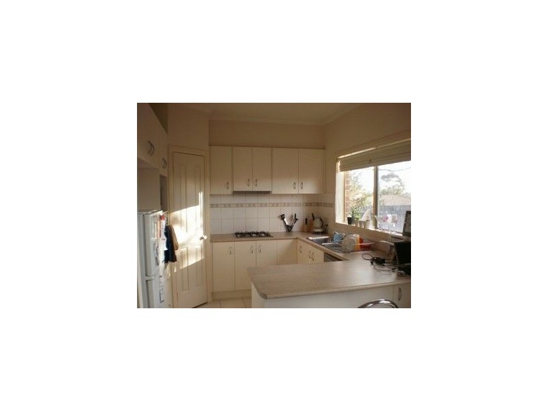 3/26 Lucerne Ave, Mornington VIC 3931