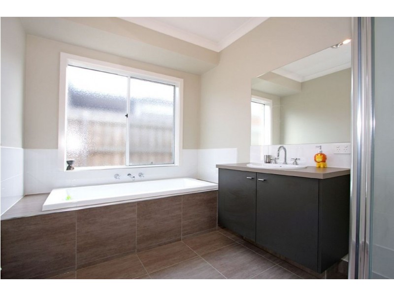 14 Brimbrim Crescent, Mornington VIC 3931