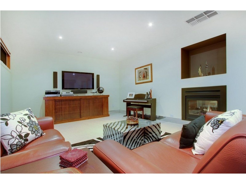 19 Bath Street, Mornington VIC 3931