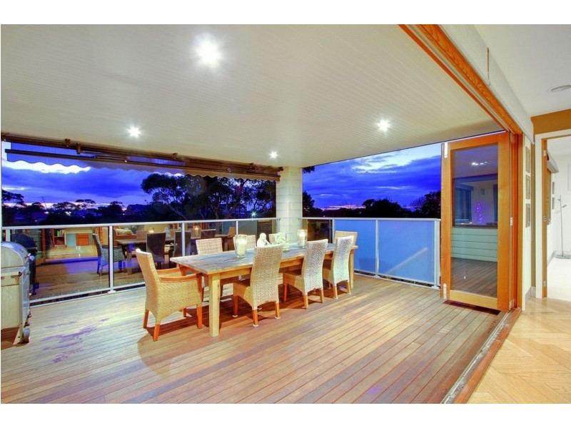 19 Bath Street, Mornington VIC 3931