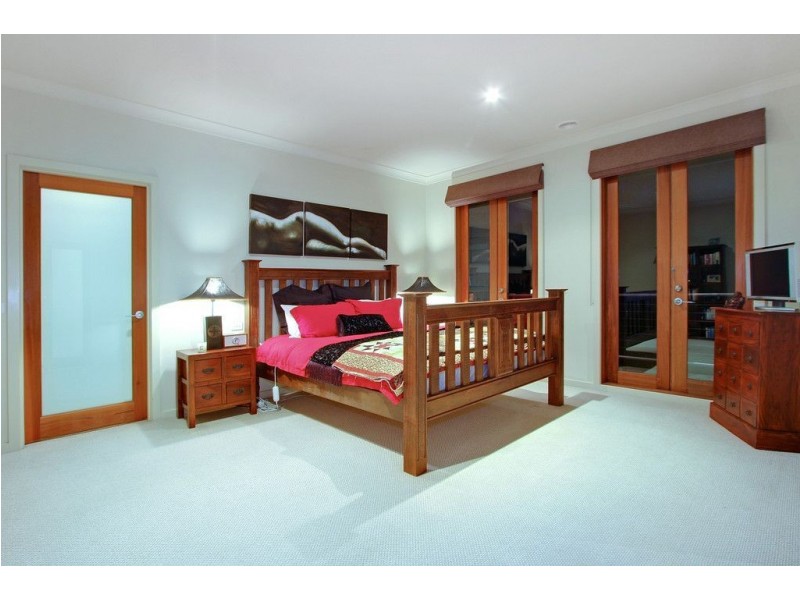 19 Bath Street, Mornington VIC 3931