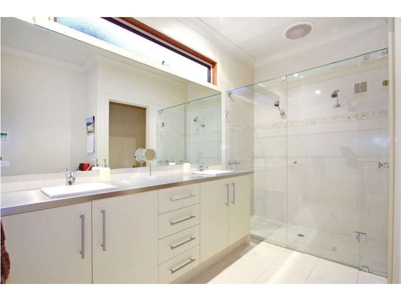 19 Bath Street, Mornington VIC 3931