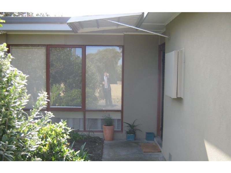 1/17 Eel Race, Road, Carrum VIC 3197