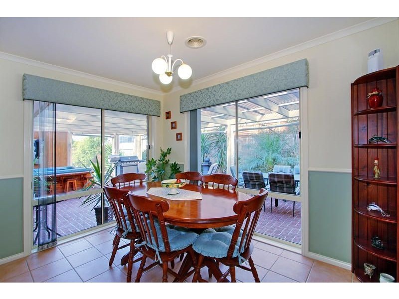83 St Mitchell Circuit, Mornington VIC 3931