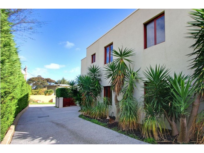 1/5 Northcote Terrace, Mornington VIC 3931