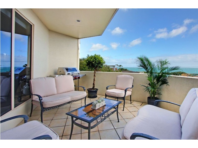 1/5 Northcote Terrace, Mornington VIC 3931