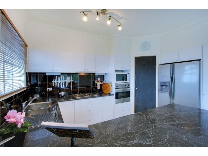 3 Burnett Street, Mornington VIC 3931