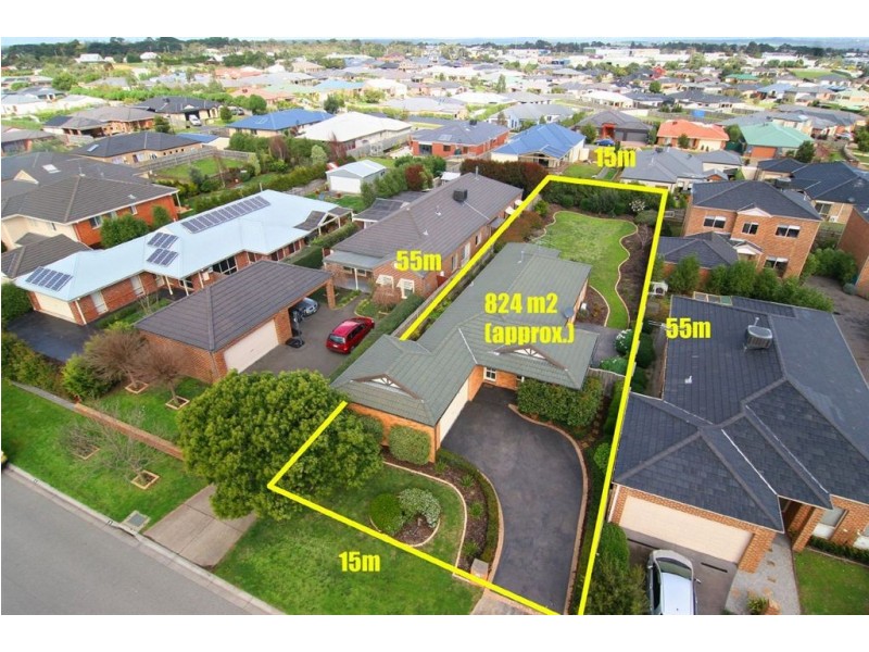 11 Samantha Drive, Mornington VIC 3931