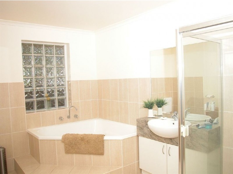 1/50 Alameda avenue, Mornington VIC 3931