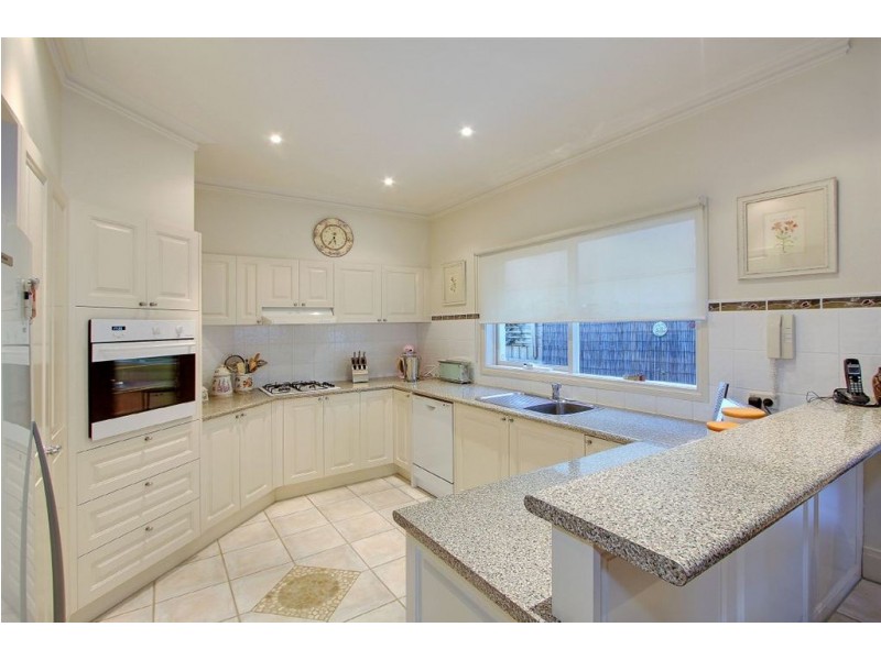 8 Northcote Terrace, Mornington VIC 3931