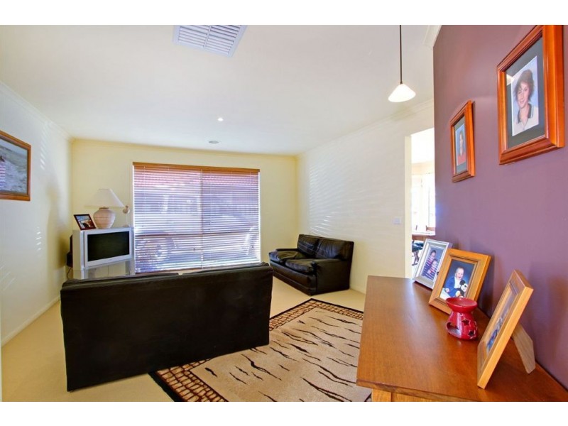 16 Weerona Way, Mornington VIC 3931