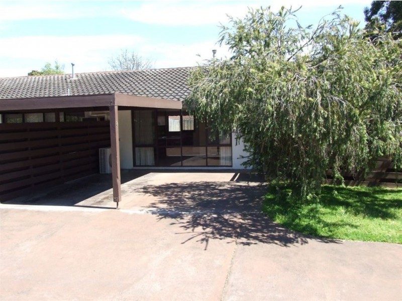 8/4 Oakland Street, Mornington VIC 3931