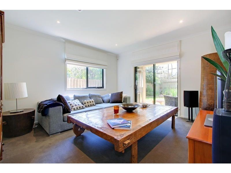 13 Canterbury Street, Mornington VIC 3931