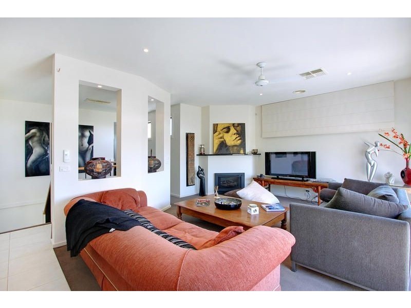 13 Canterbury Street, Mornington VIC 3931