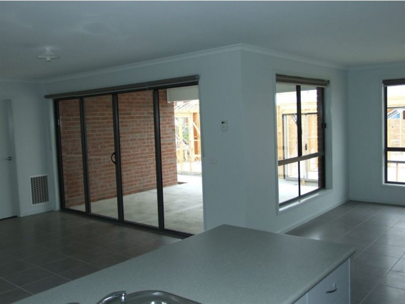 34 Elspeth Circuit, Mount Martha VIC 3934