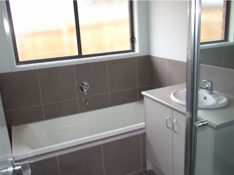 34 Elspeth Circuit, Mount Martha VIC 3934