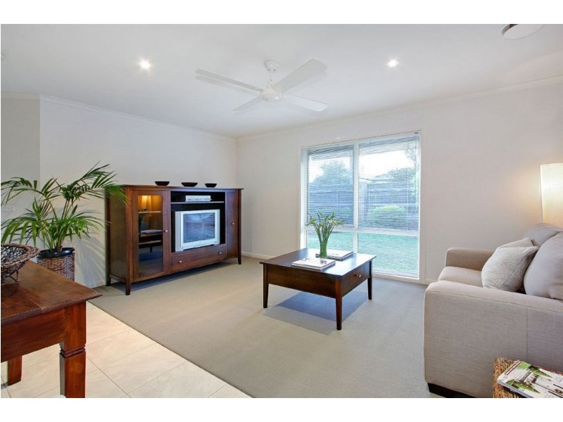 1/111 Tanti Avenue, Mornington VIC 3931