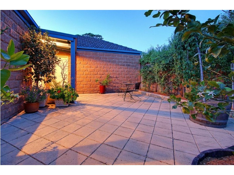 1/111 Tanti Avenue, Mornington VIC 3931