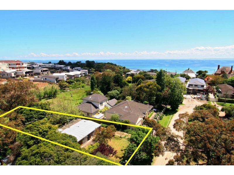 3 Marchington Avenue, Mornington VIC 3931