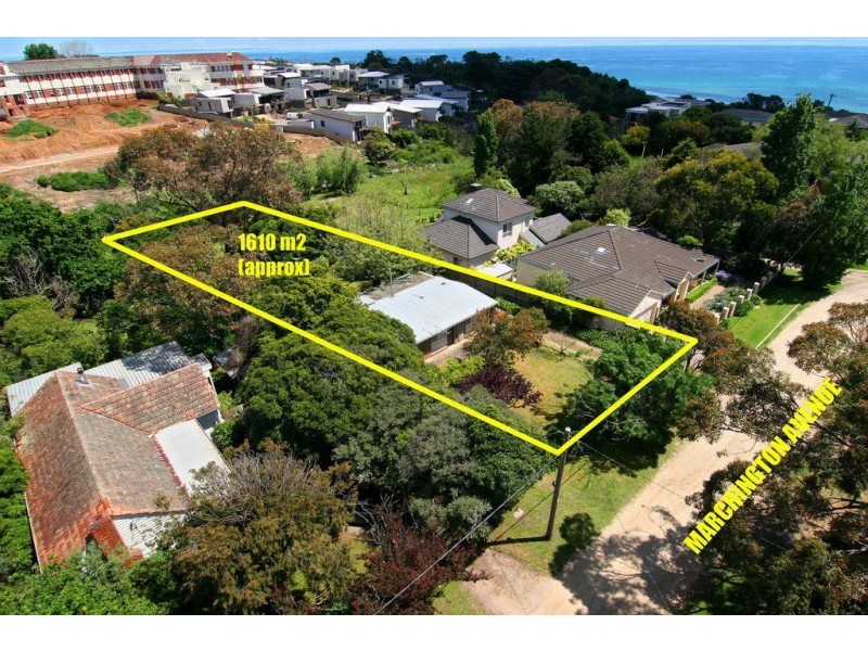 3 Marchington Avenue, Mornington VIC 3931