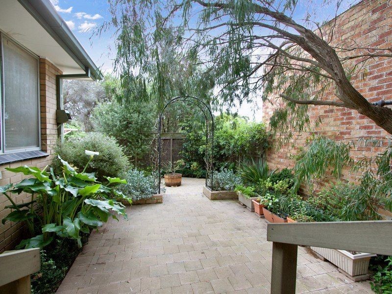 1/16 Nelson Street, Mornington VIC 3931