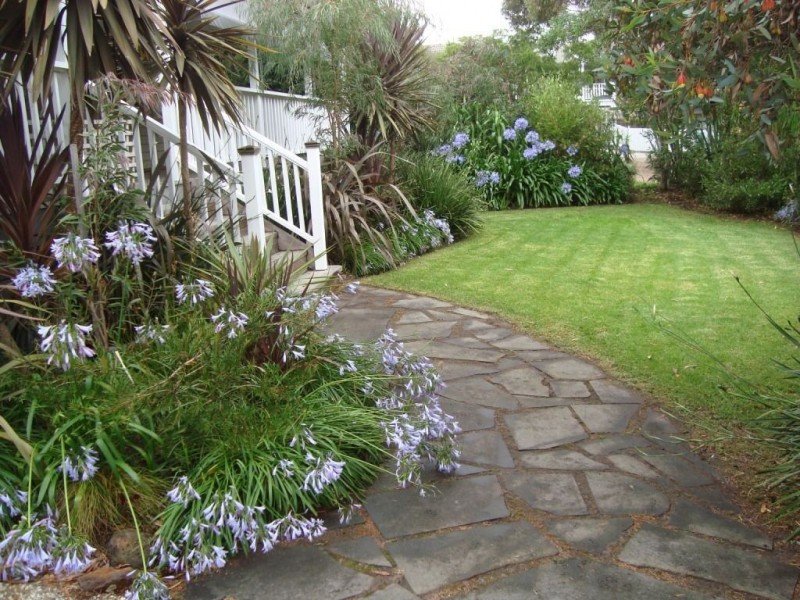 6 Birdwood Avenue, Mornington VIC 3931