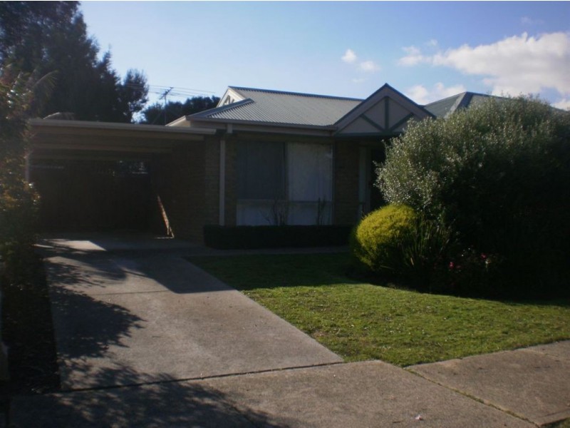 25 Parwan Crescent, Mornington VIC 3931