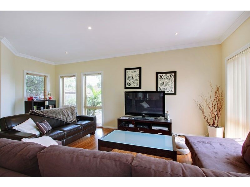 2/12 Napier Street, Mornington VIC 3931